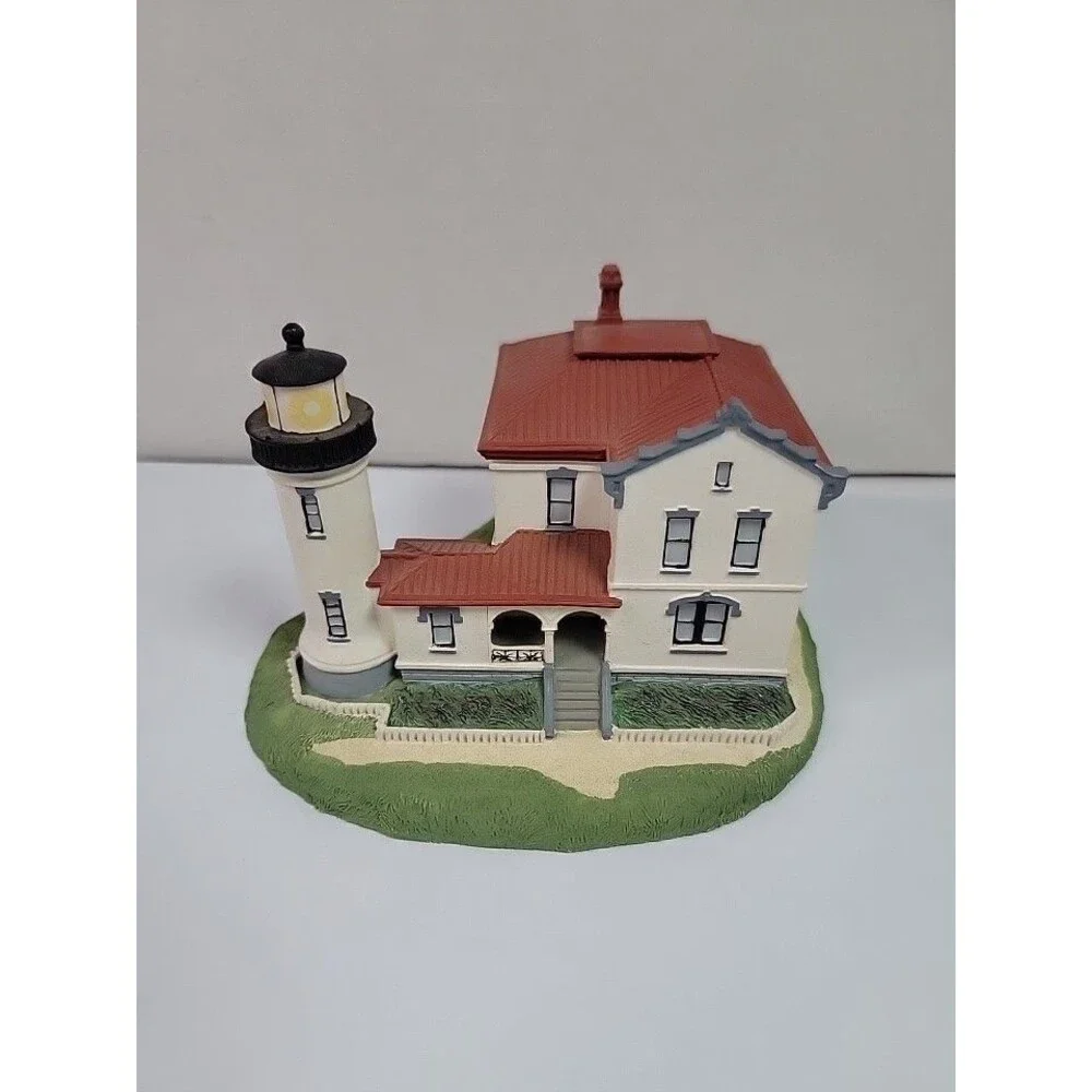 Danbury Mint Admiralty Head Lighthouse Historic American Lighthouses 1992...